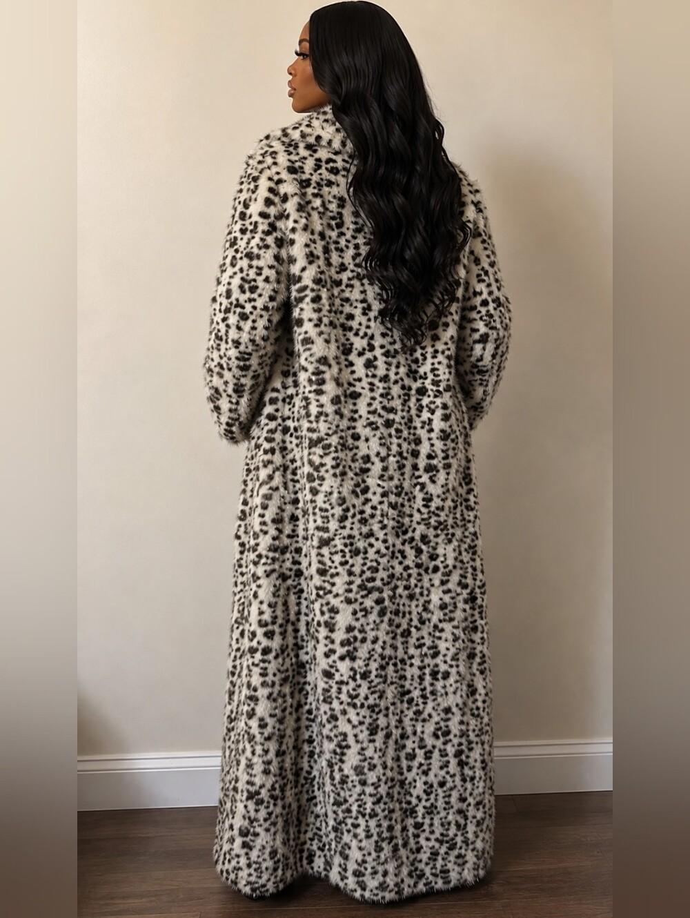 Long Faux-Fur Leopard-Print Coat in White and Black Size XL 🔥😮💨🫰🏾NWOT - Picture 2 of 2